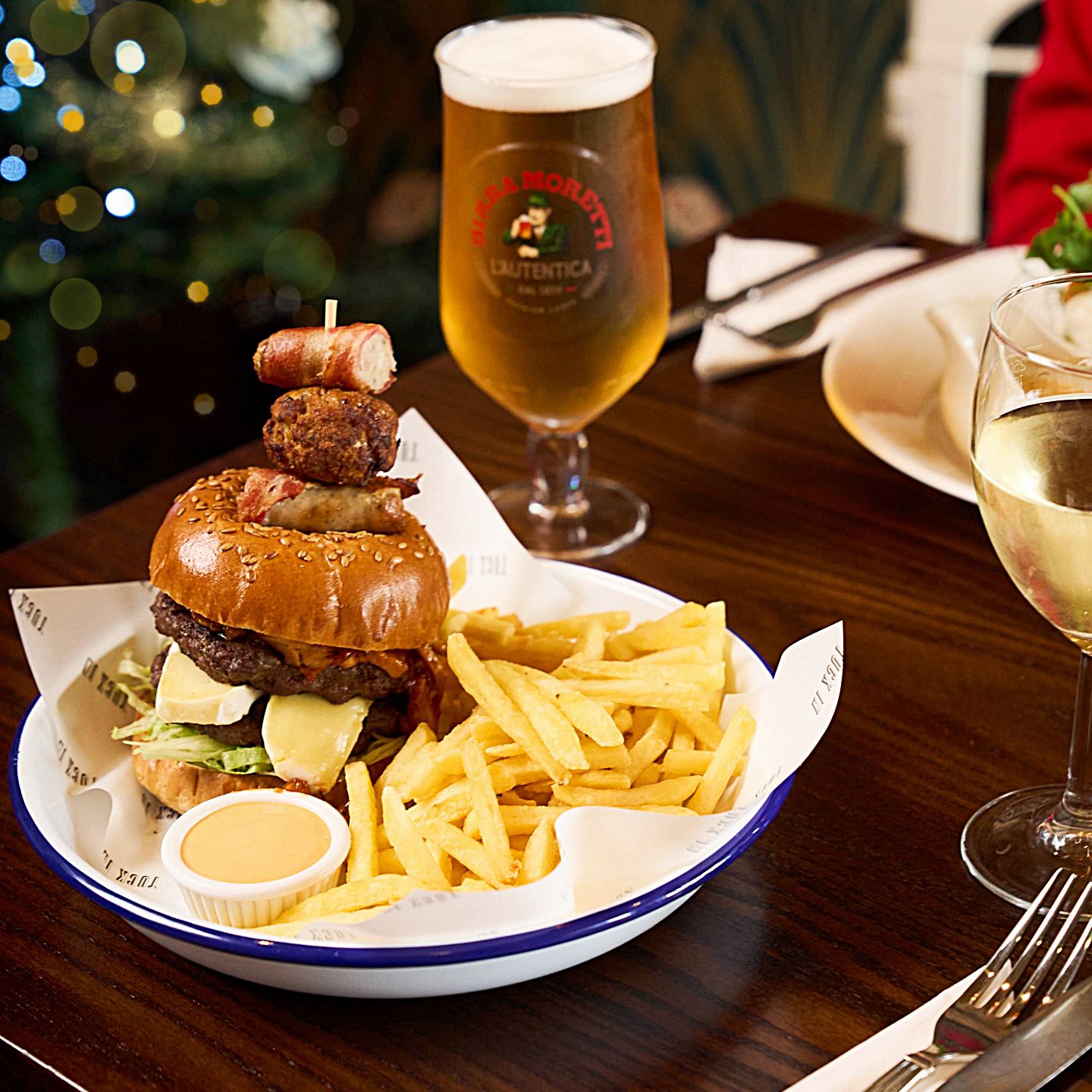 Festive Lunch & Dinner at The Railway Inn in Swadlincote